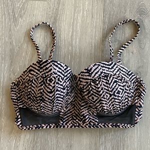 Super cute bikini top